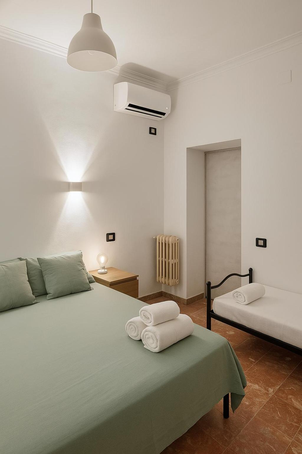 Colosseo Rooms B&B Рим Номер фото