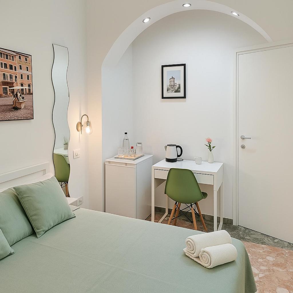 Colosseo Rooms B&B Рим Екстер'єр фото