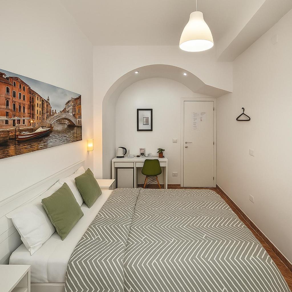 Colosseo Rooms B&B Рим Екстер'єр фото