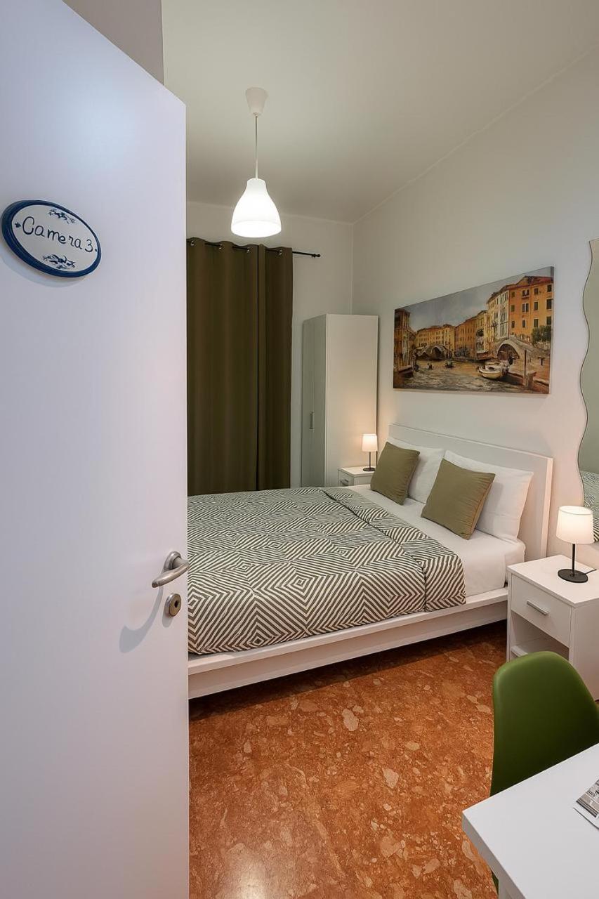 Colosseo Rooms B&B Рим Номер фото