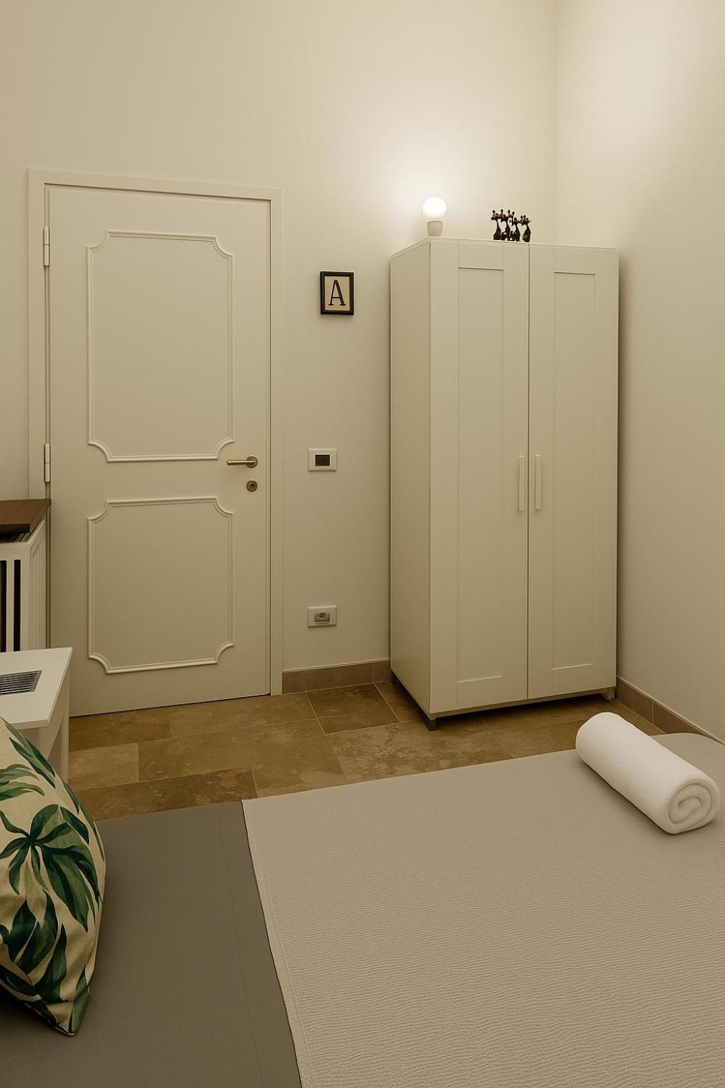 Colosseo Rooms B&B Рим Екстер'єр фото