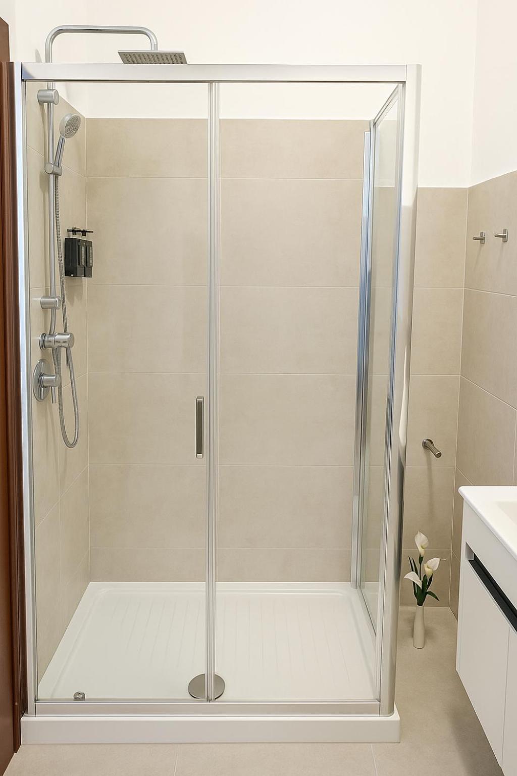 Colosseo Rooms B&B Рим Екстер'єр фото